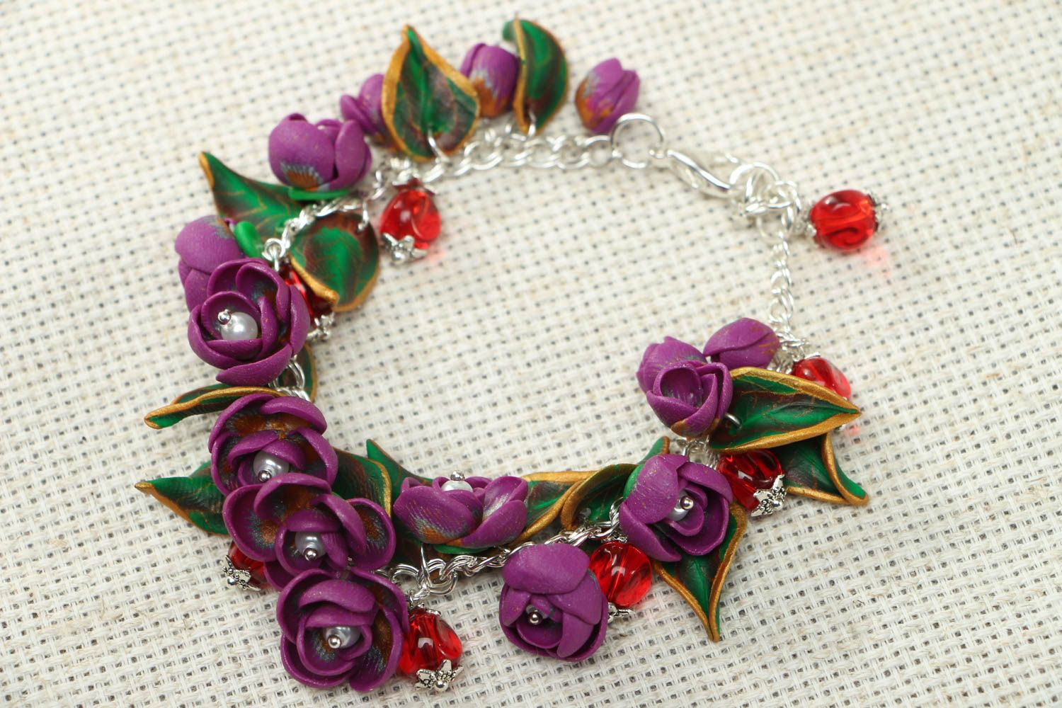 Violet flowers' charm chain bracelet for mom photo 2