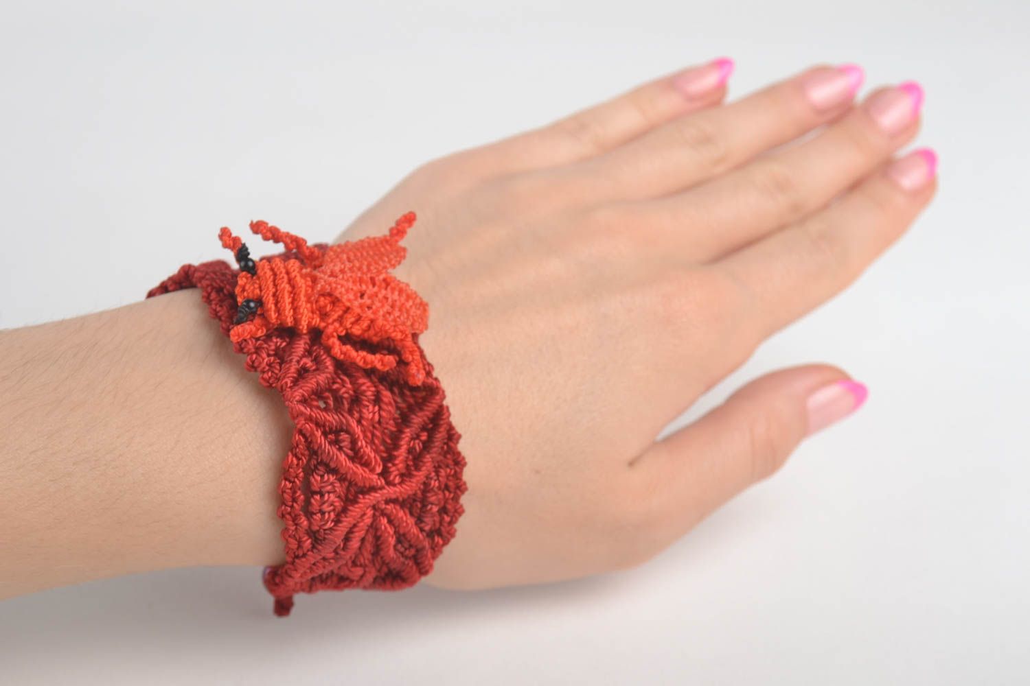 Broche rouge fait main Bijou fantaisie Bracelet textile ensemble cadeau photo 1