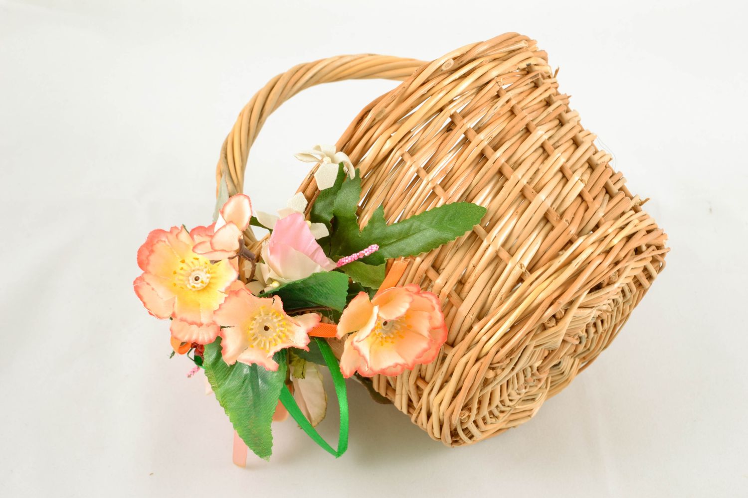 Woven Easter basket with flowers photo 5