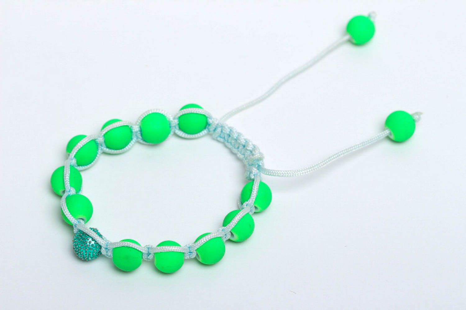 Bracelet fait main Bijou tendance vert éclatant Accessoire femme design photo 2