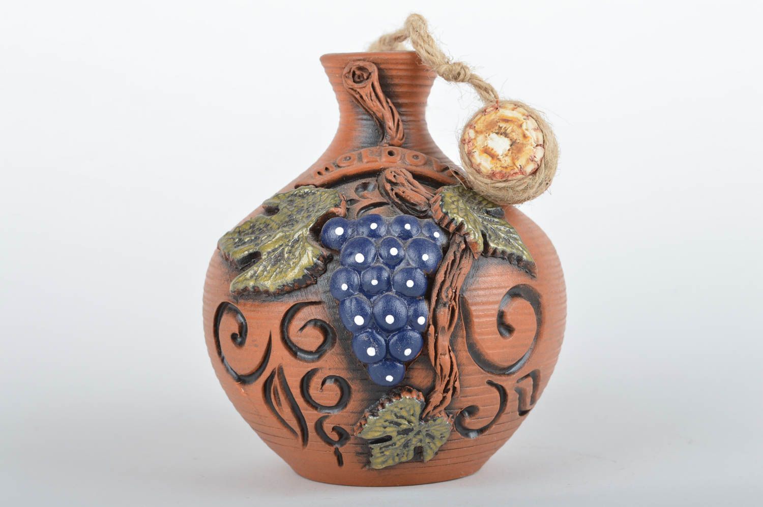 12 oz ball shape ceramic wine decanter pitcher with molded grapes' pattern 0,8 lb photo 2