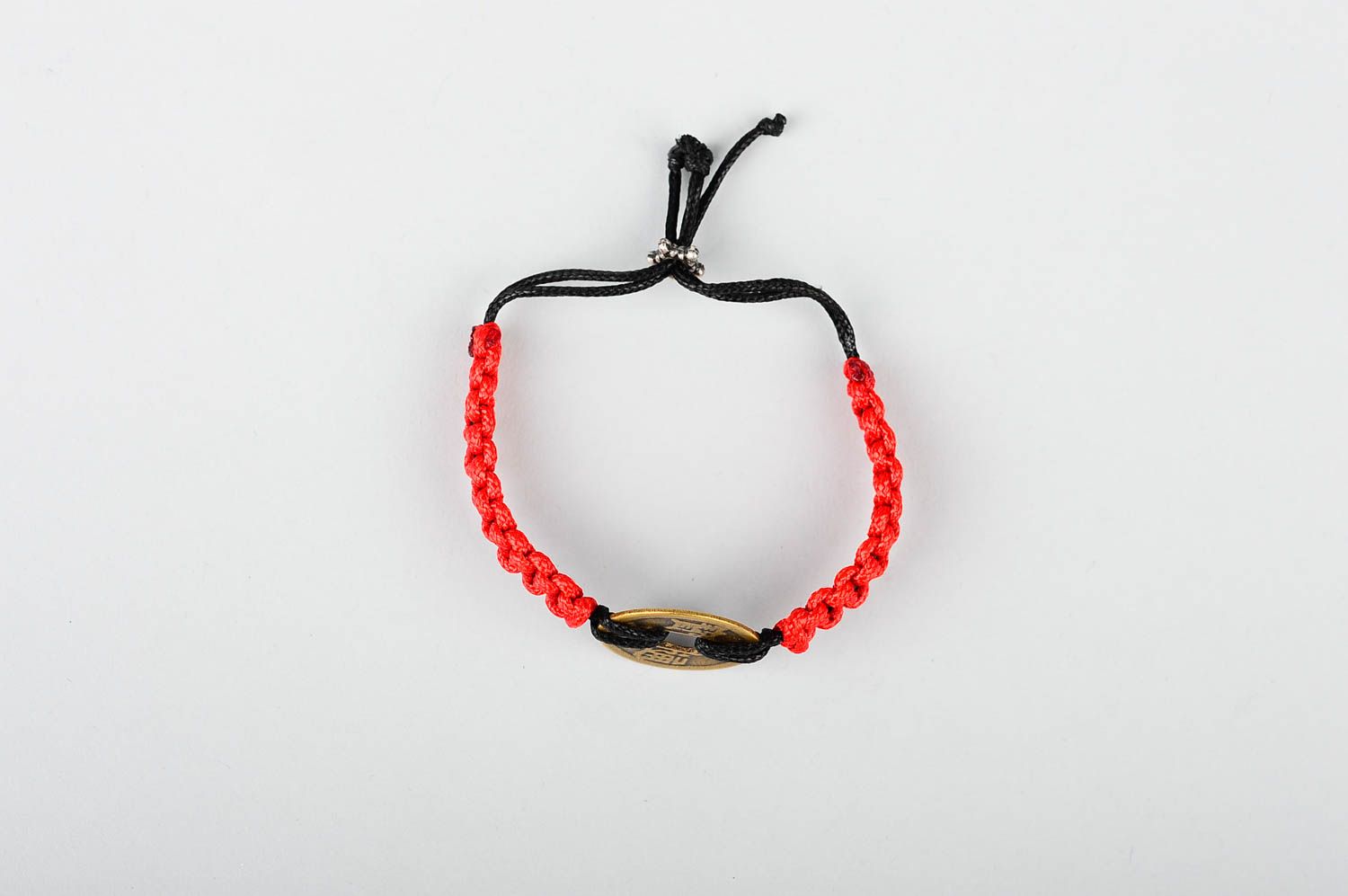Bracelet textile Bijou fait main rouge tressé design Accessoire femme cadeau photo 1