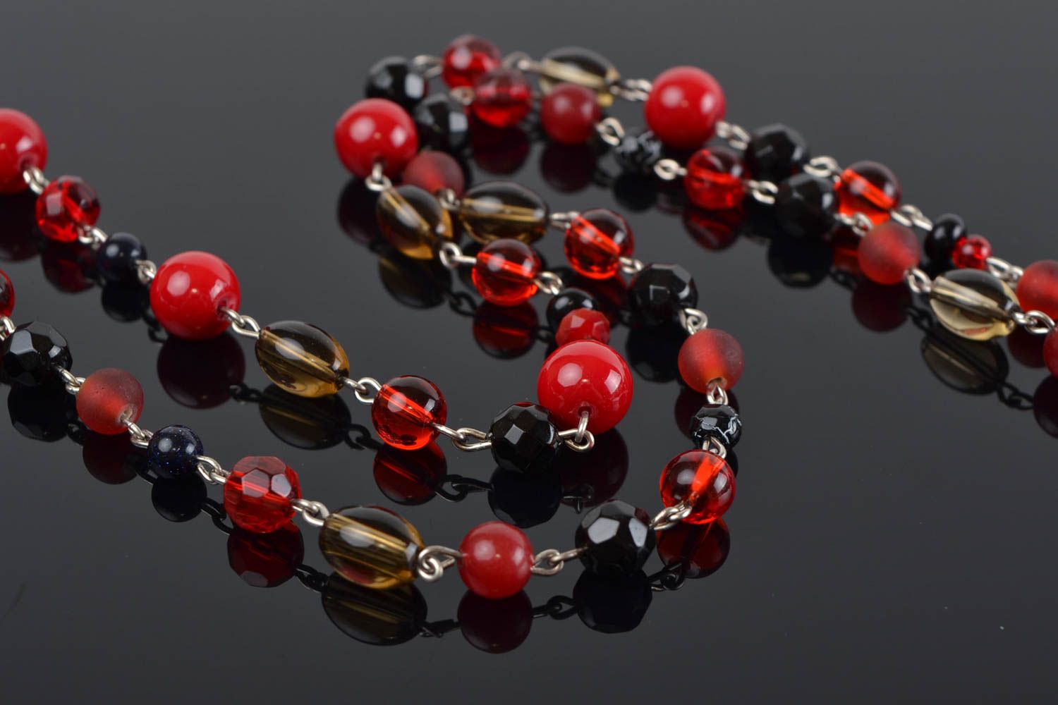 Handmade long women's necklace with natural stone and glass beads red and black photo 1