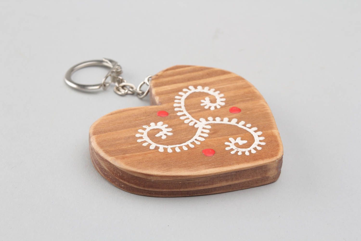 Wooden keychain photo 4