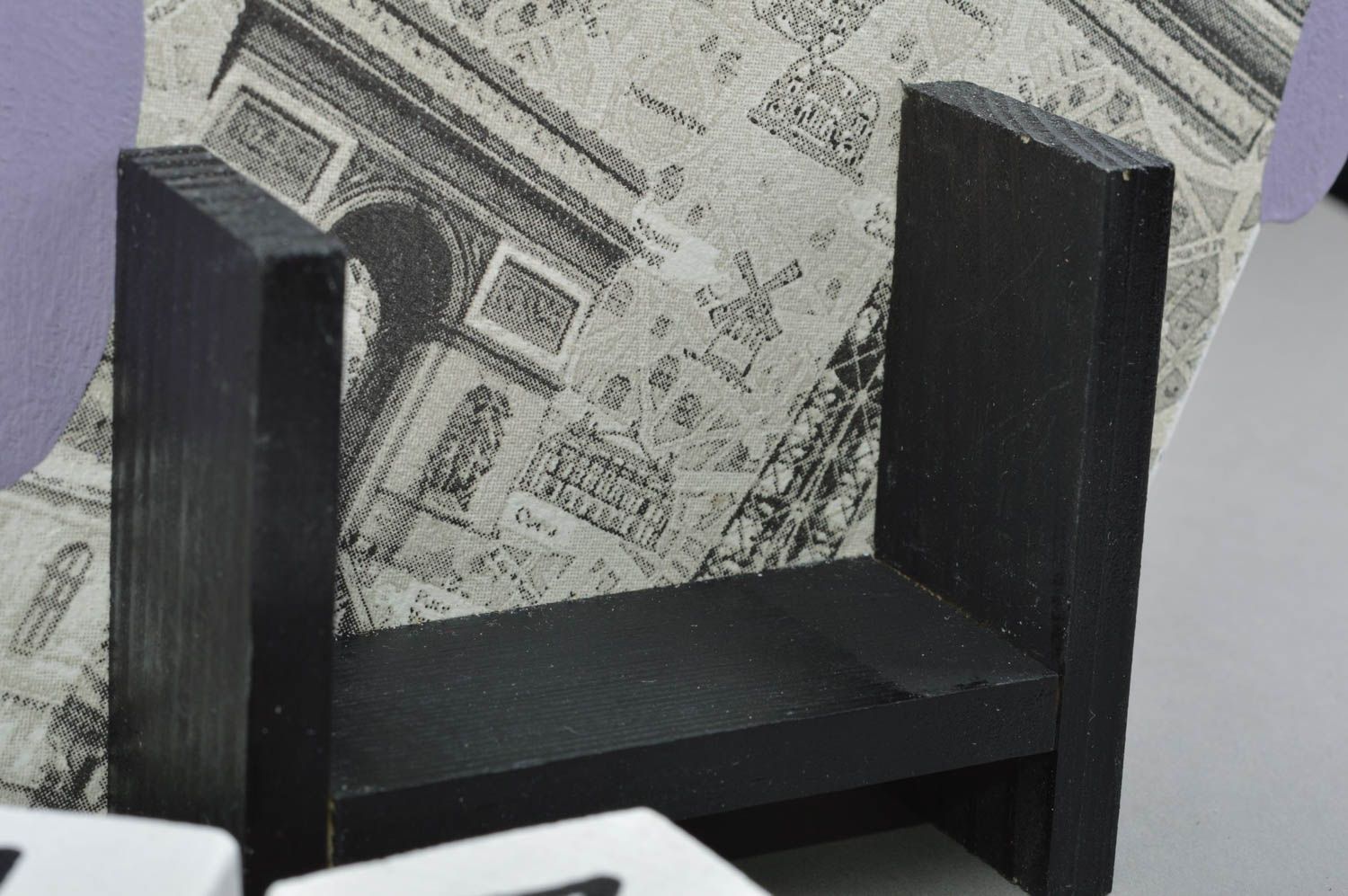 Stilvoller weißer lustiger handmade Tischkalender aus Holz Lämmchen Paris foto 5