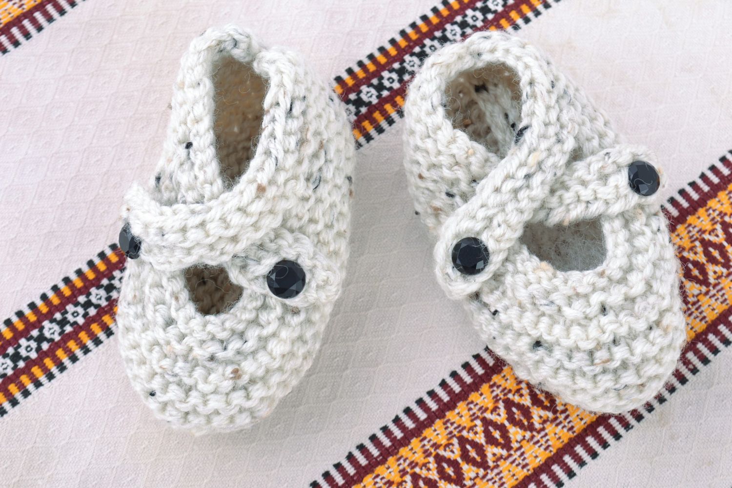 Handmade gray knitted wool baby booties photo 1