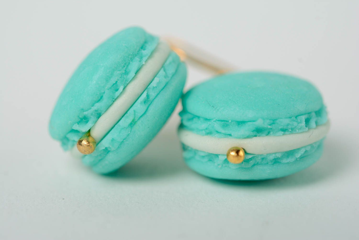 Boucles d'oreilles en pâte polymère faites main macarons bleues bijoux photo 2
