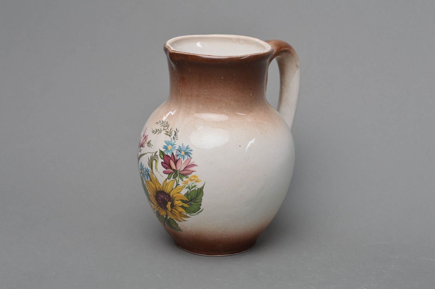 30 oz ceramic porcelain water pitcher with a floral design with handle 2 lb photo 1