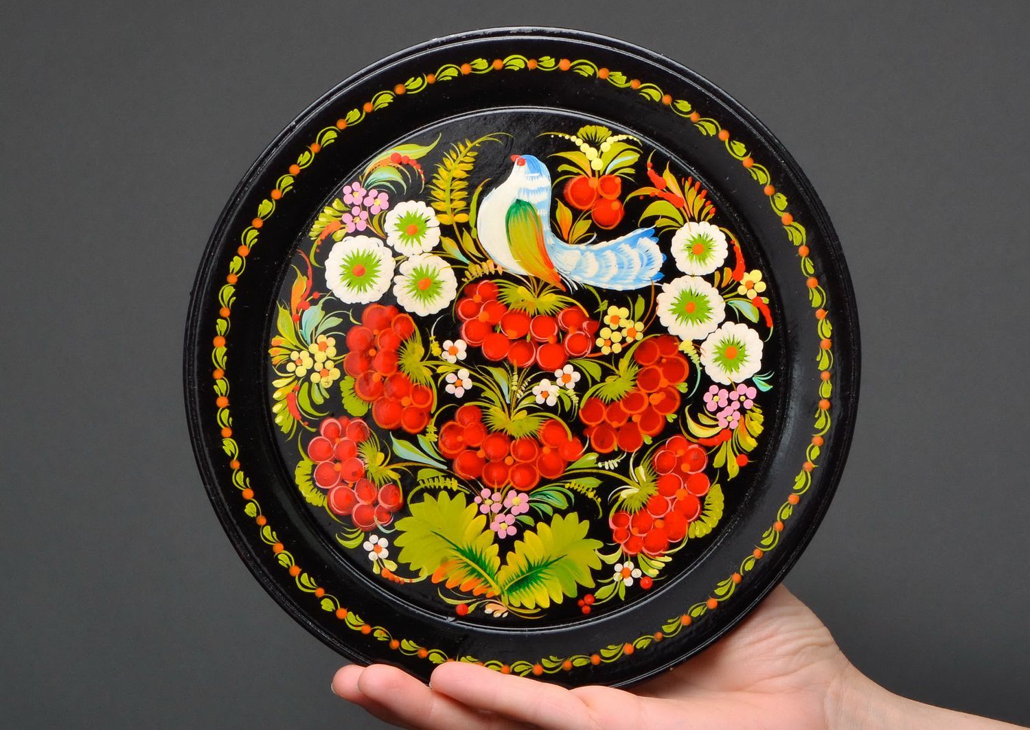Декоративная тарелка с петряковской росписью фото 5