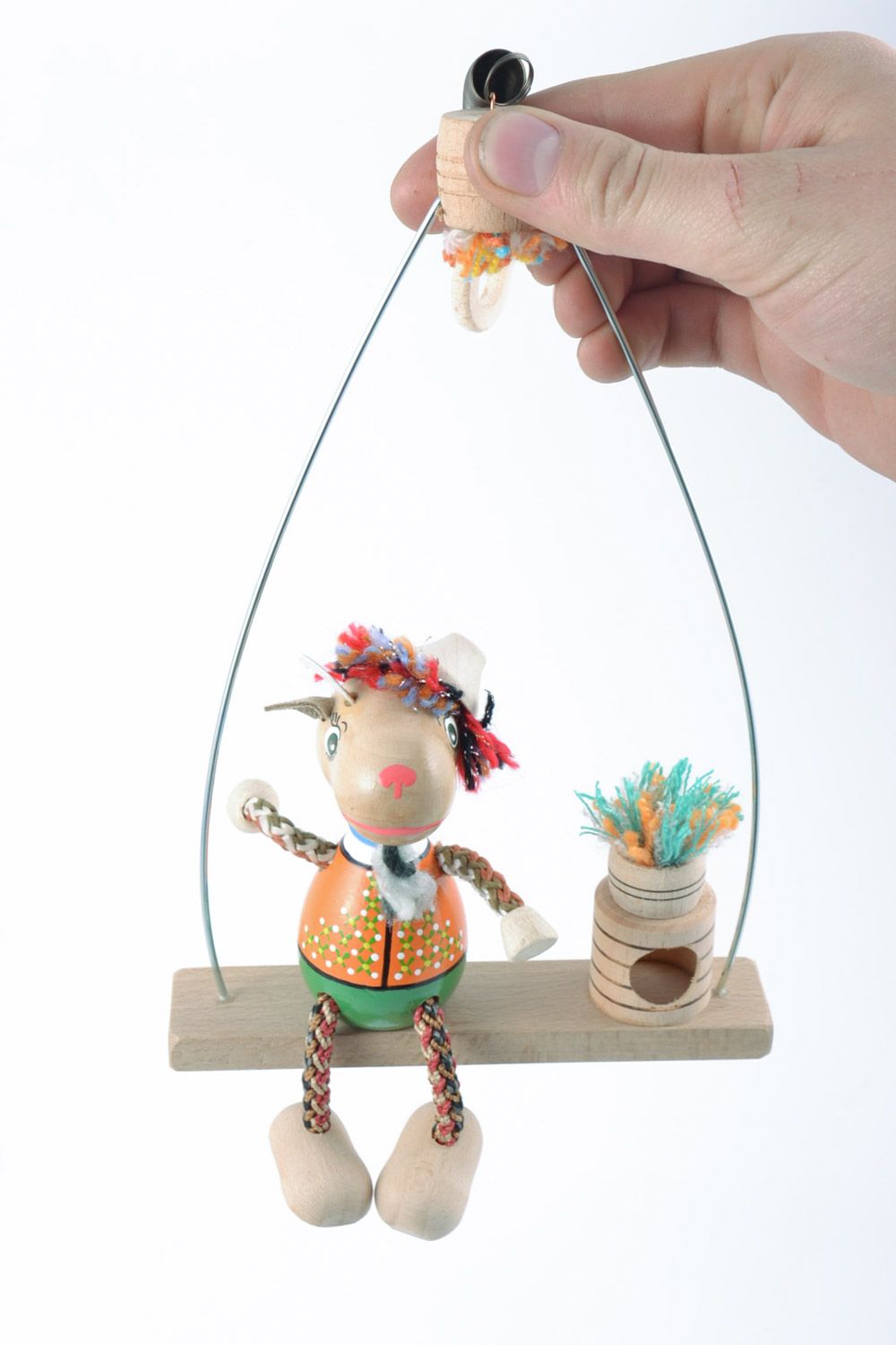Игрушка из дерева на пружинке ручной работы оригинальная развивающая для детей фото 2
