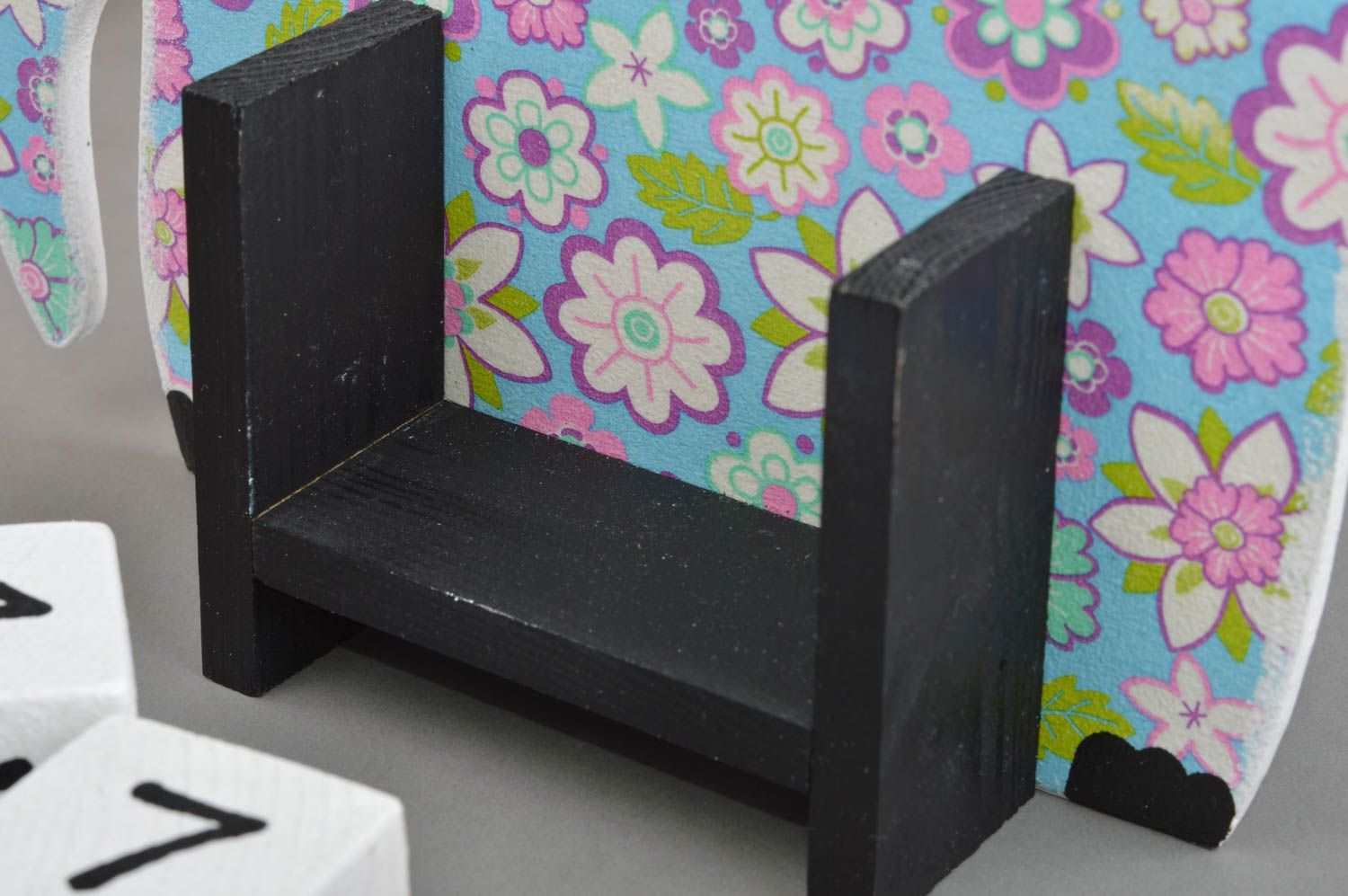 Calendrier perpétuel avec cubes en bois fait main éléphant à motif floral enfant photo 5