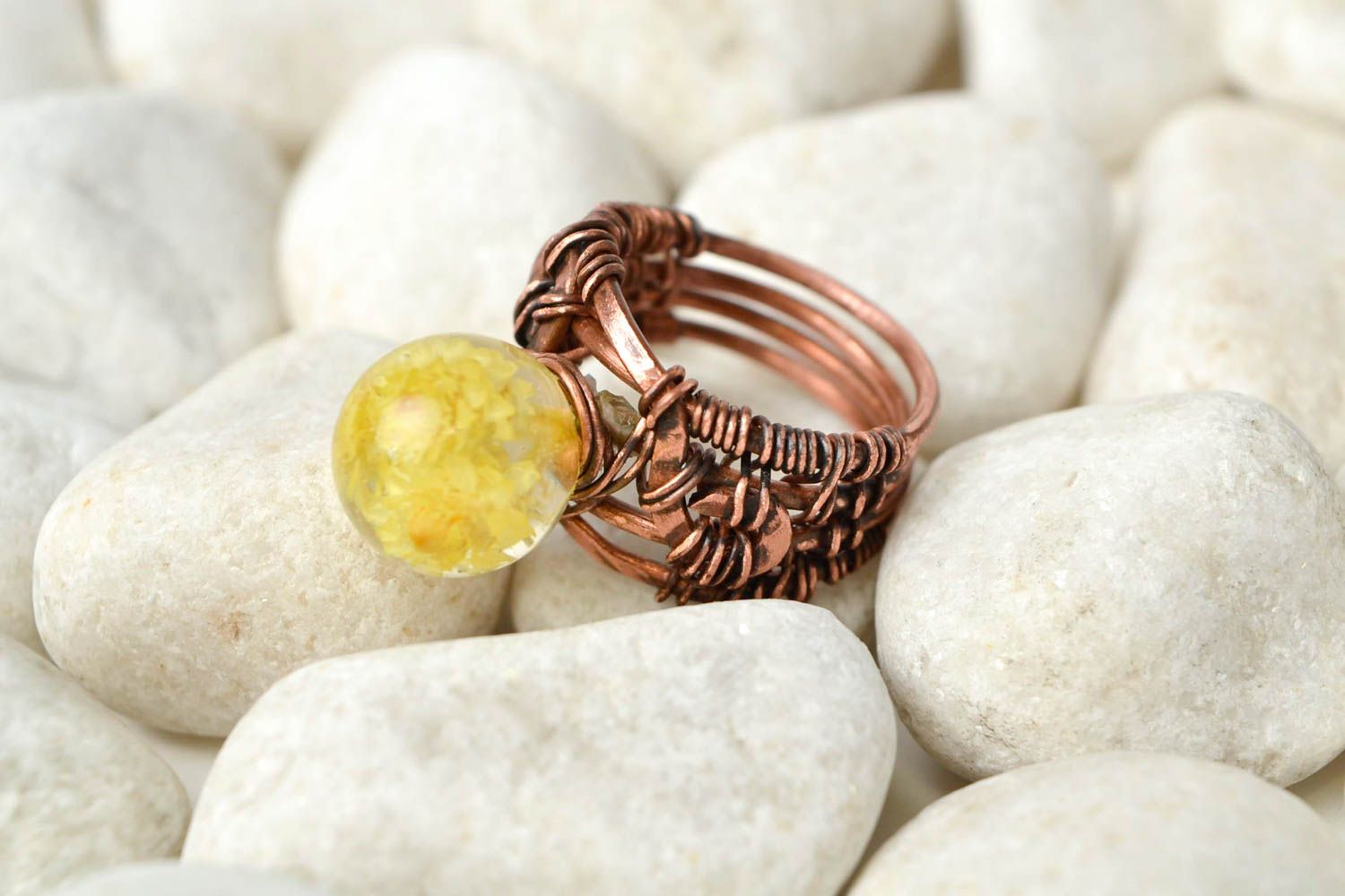 Epoxidharz Schmuck handgemachter Blumen Ring in Gelb Kupfer Ring groß stilvoll foto 1