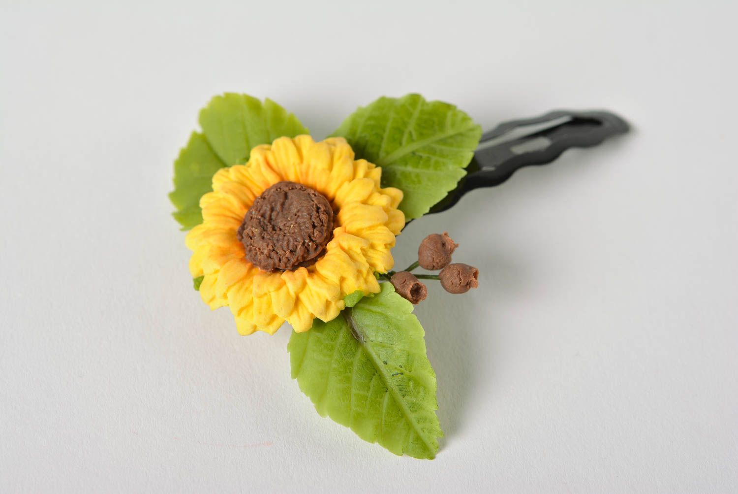 Handmade Haarspange mit Sonnenblume aus Polymer Ton Accessoire für Haare schön foto 3