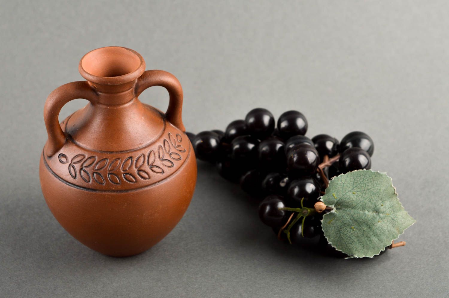 10 oz ceramic handmade wine carafe with two handles 0,44 lb photo 1