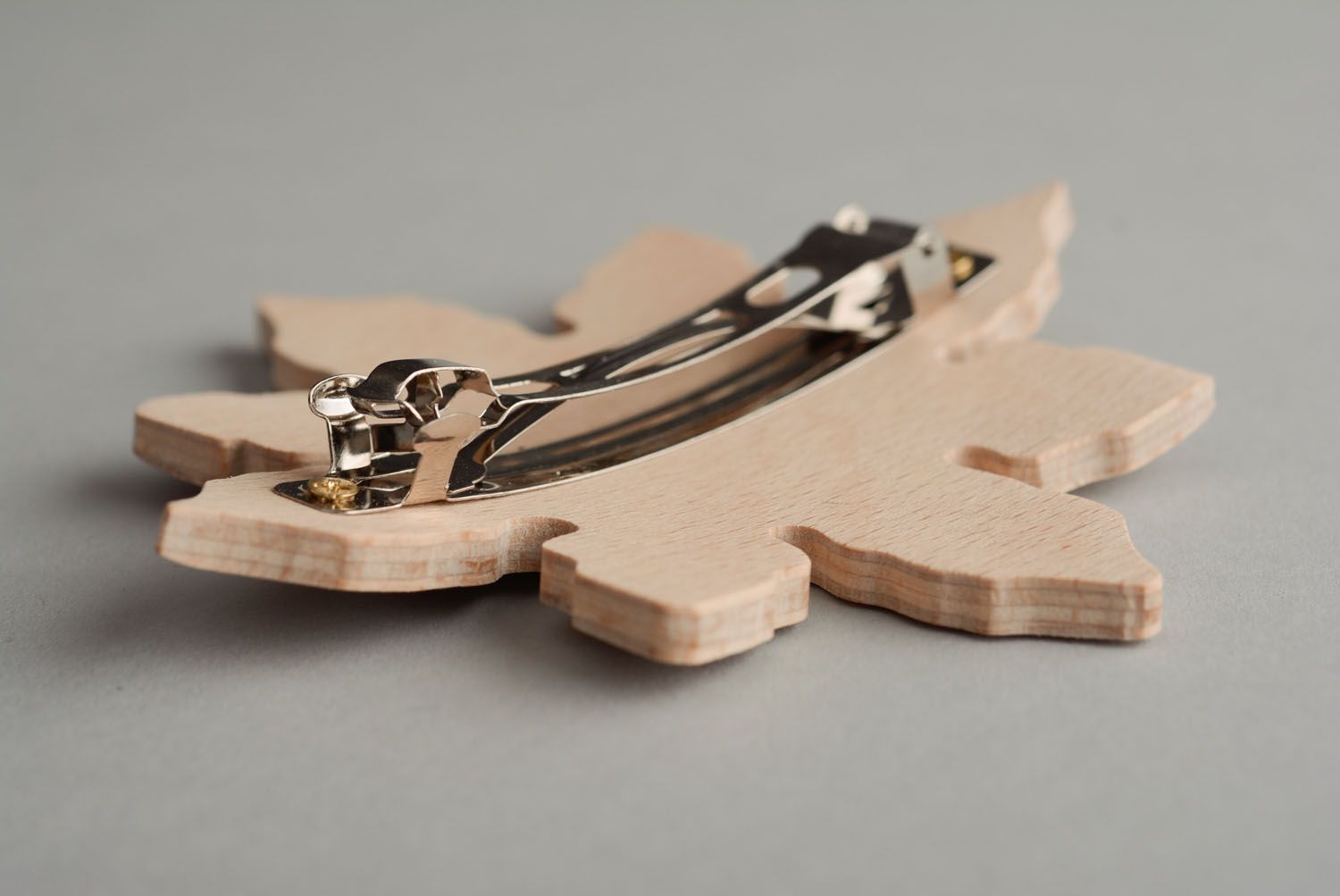 Barrette à cheveux flocon de neige en bois brut  photo 4