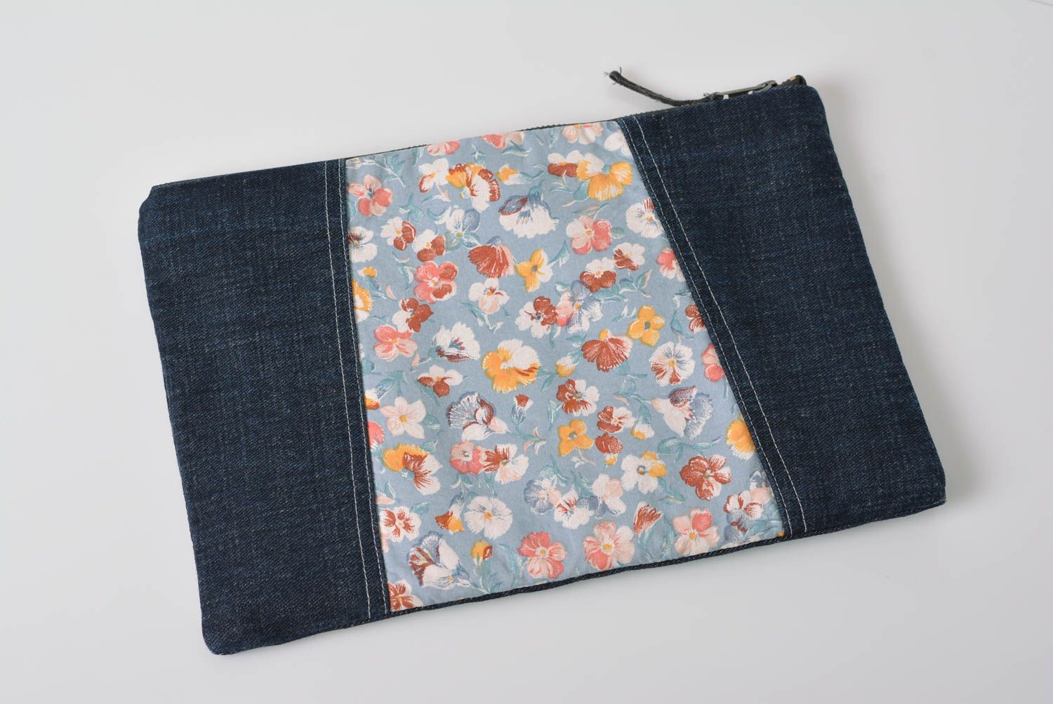 Small clutch bag made of denim with cotton insert and zipper ladies purse photo 1