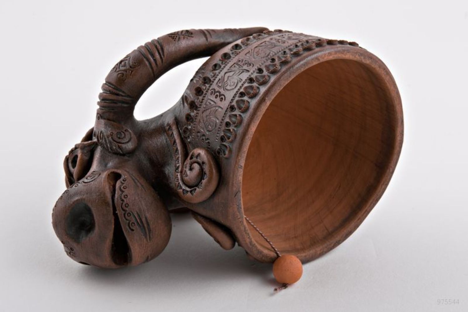Campanello d'autore in ceramica fatto a mano a forma di toro grande marrone
 foto 4
