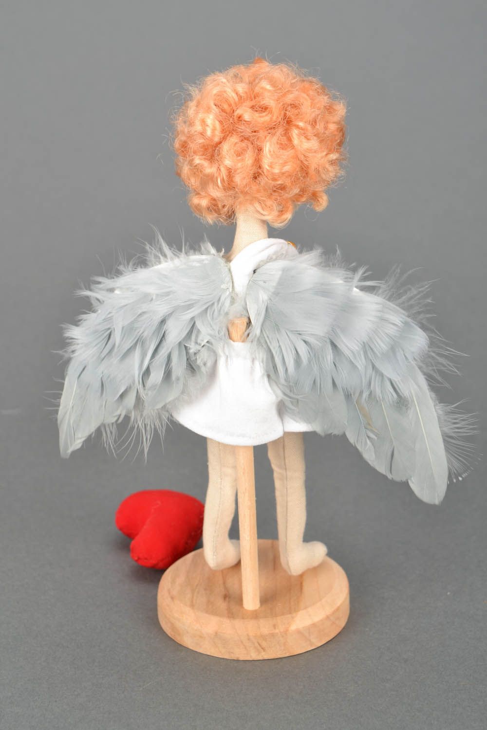 Bambola bella d arredo fatta a mano pupazzo tessile angelo con supporto
 foto 5