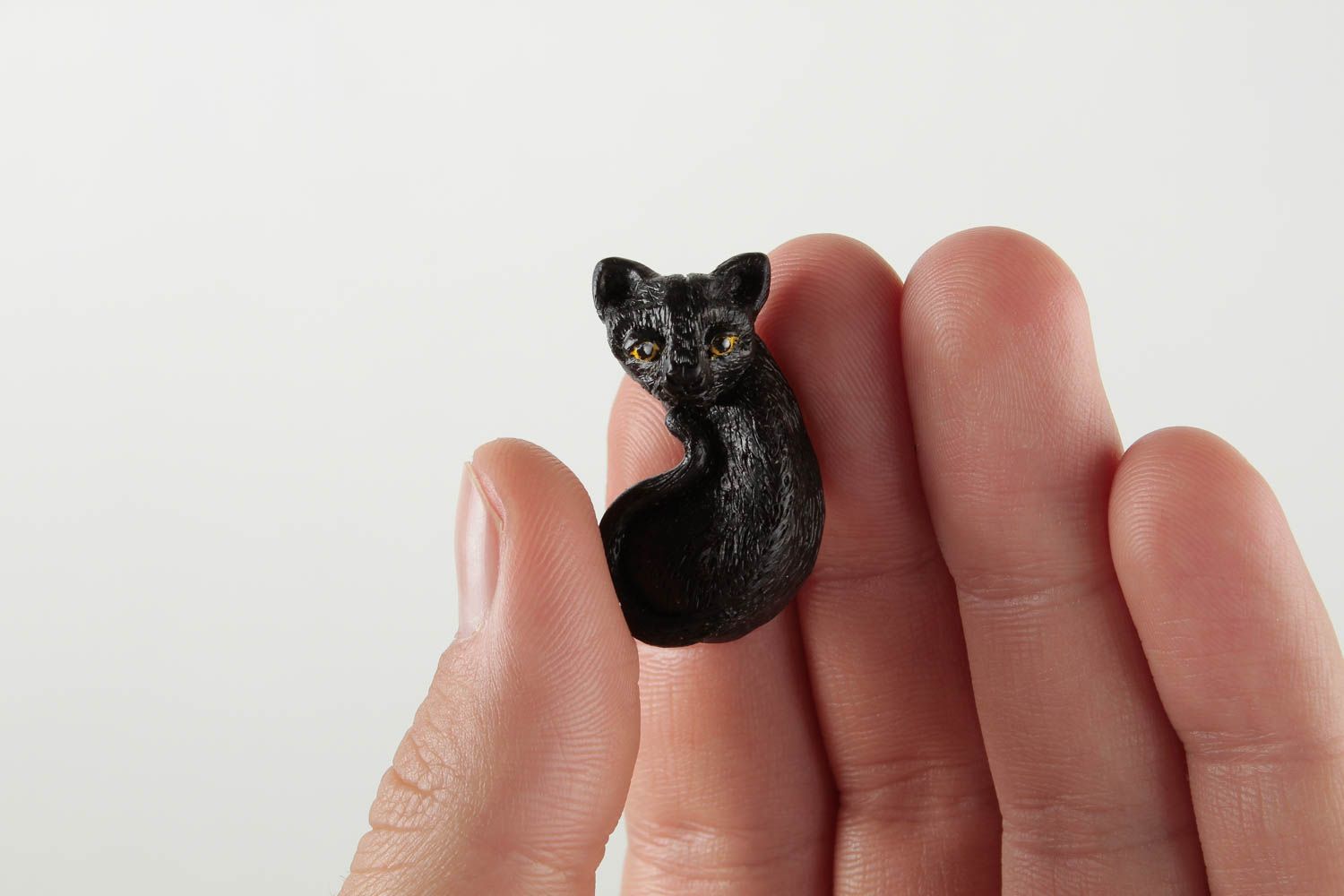 Mini Figurine chat noir faite main en pâte polymère originale Déco maison photo 1