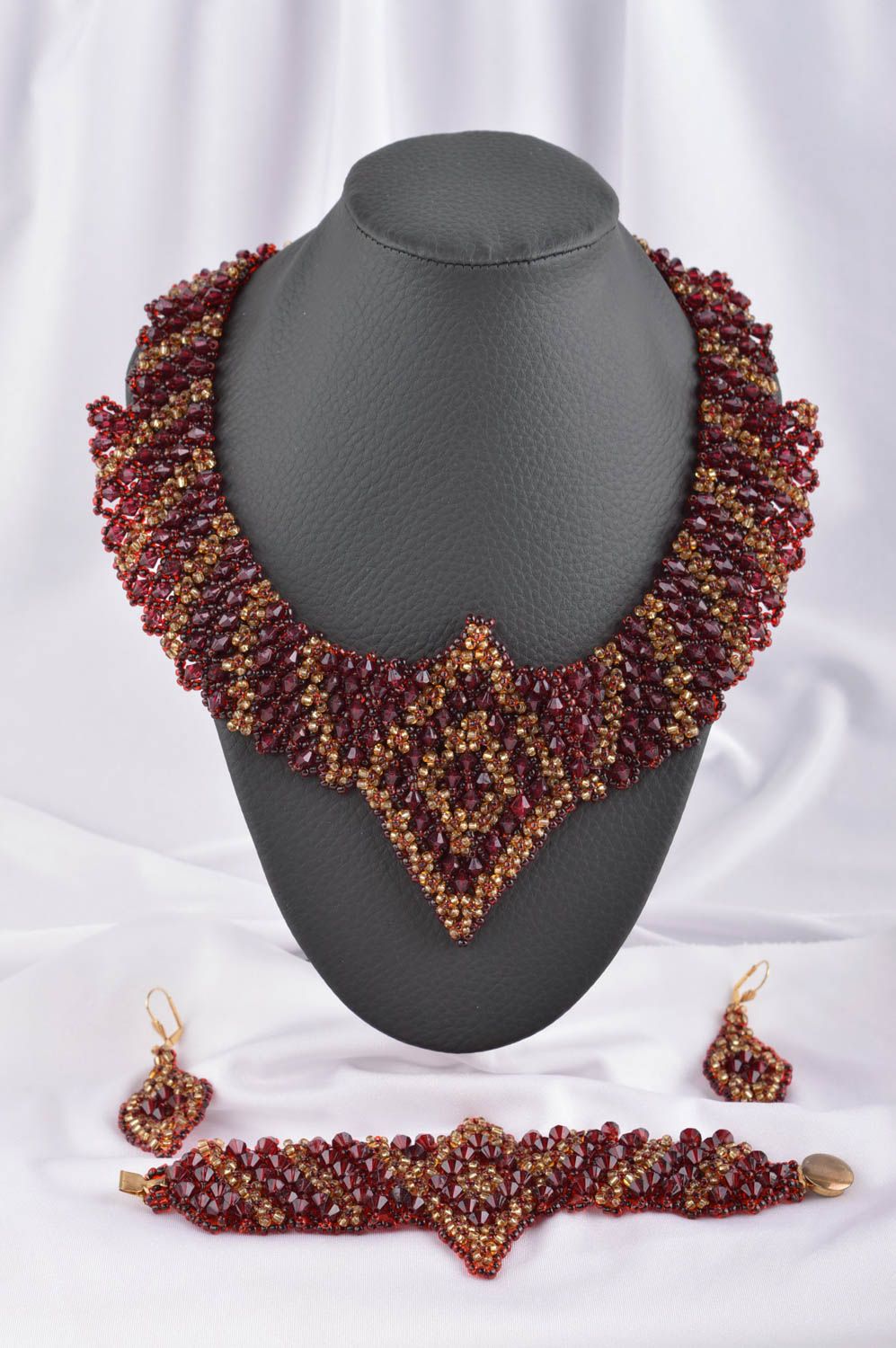 Set of beaded jewelry designer necklace seed beads bracelet long earrings photo 1