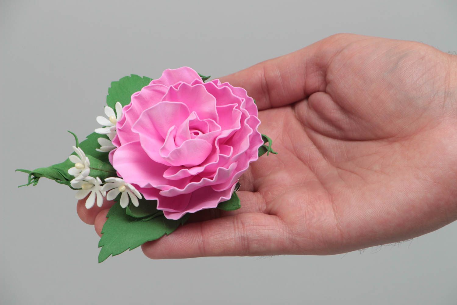 Брошь-заколка из фоамирана ручной работы авторская красивая Роза и ромашки фото 5