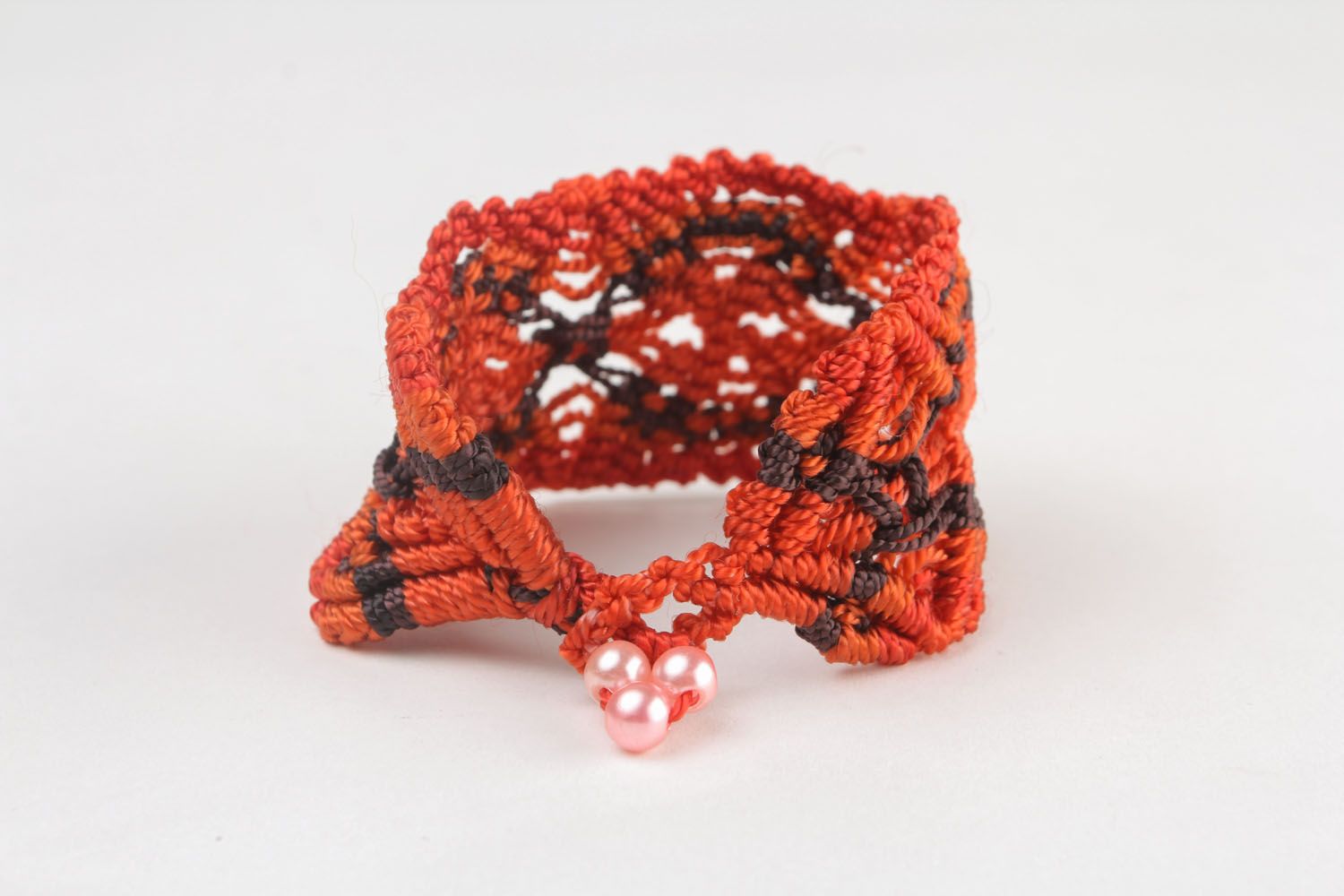 Handmade red bracelet photo 3