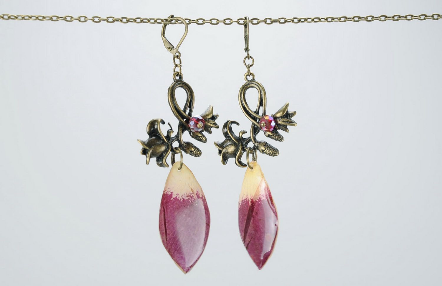 Earrings made from rose petals photo 2