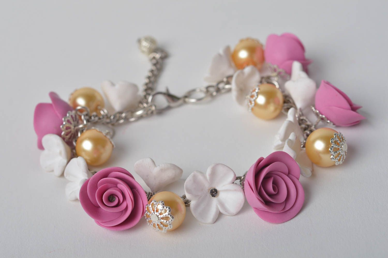 Bracelet fleurs Bijoux fait main en pâte polymère Accessoire femme tendre photo 5