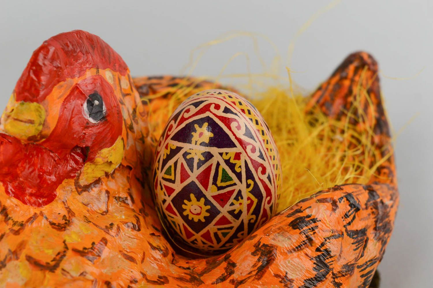 Huevo artesanal original y pintado elemento decorativo regalo para Pascua foto 1