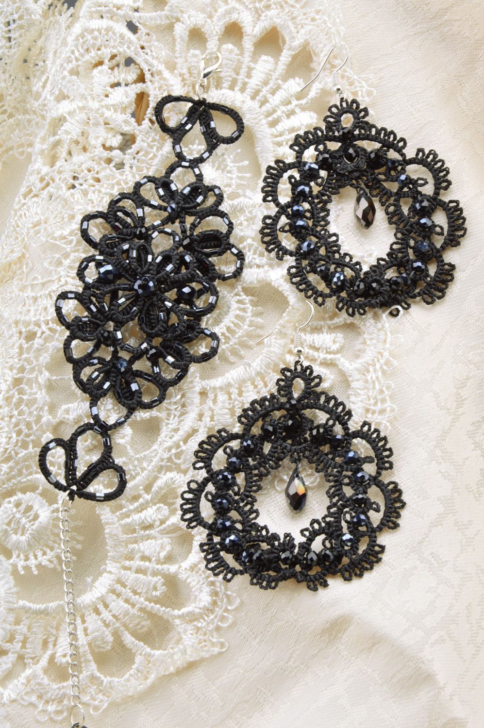 Handmade ankers tatting woven jewelry set two items bracelet and earrings in black color photo 1