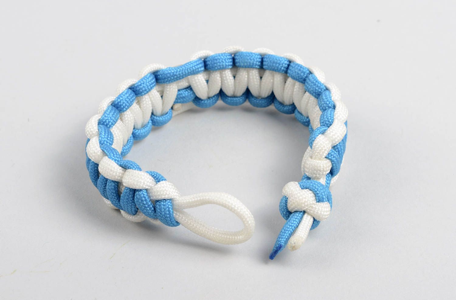 Survival bracelet braided bracelet parachute cord bracelet designer gift for men photo 3