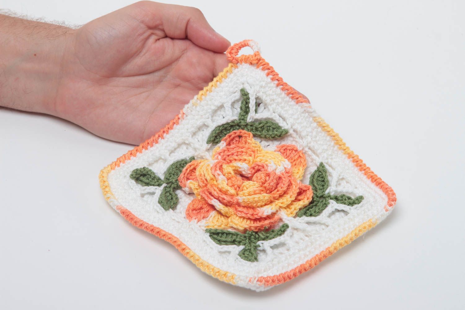 Manique cuisine faite main Accessoire cuisine tricotée avec fleur Idée cadeau photo 5