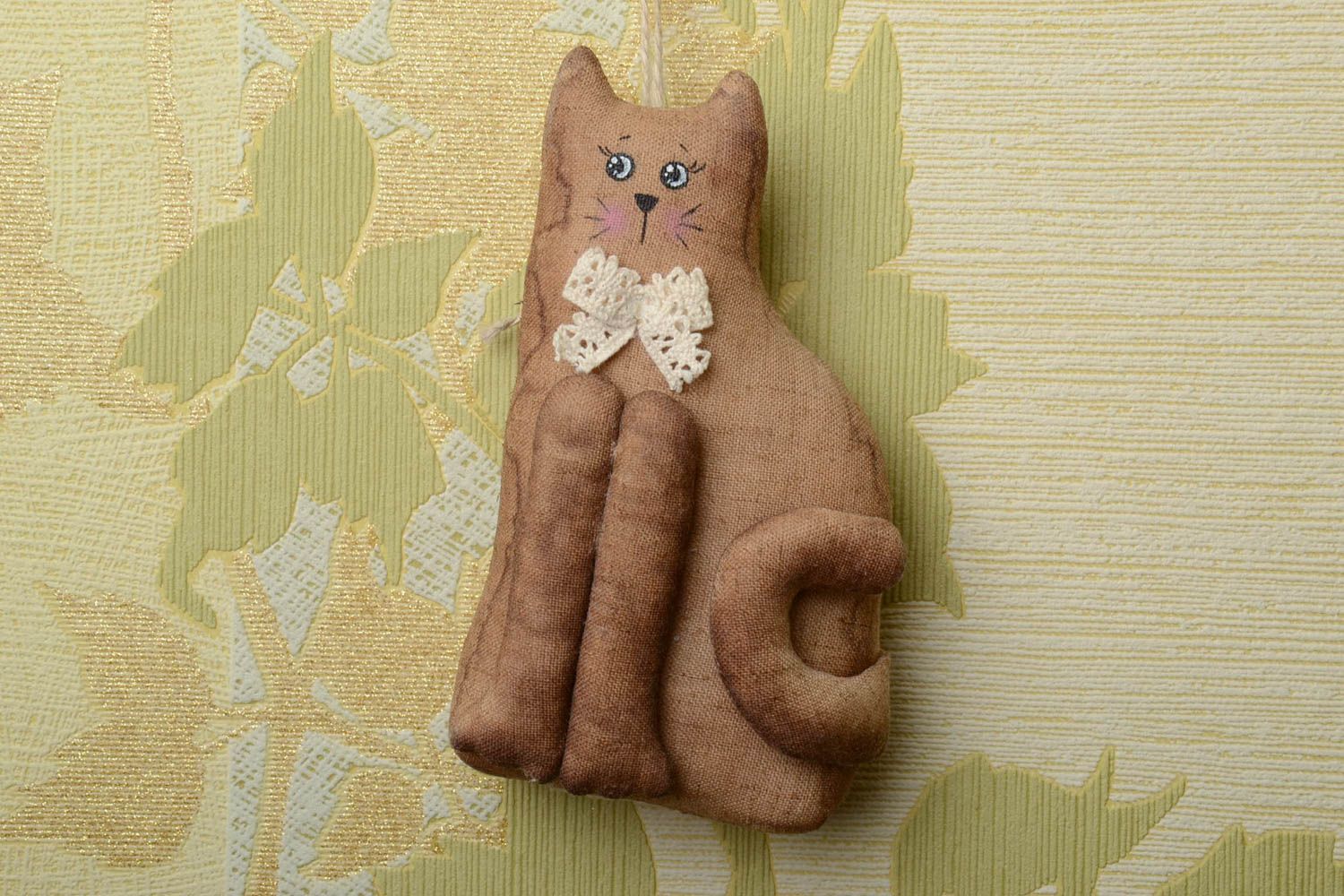 Colgante de tela decorativo artesanal con forma de gato blando aromatizado foto 1