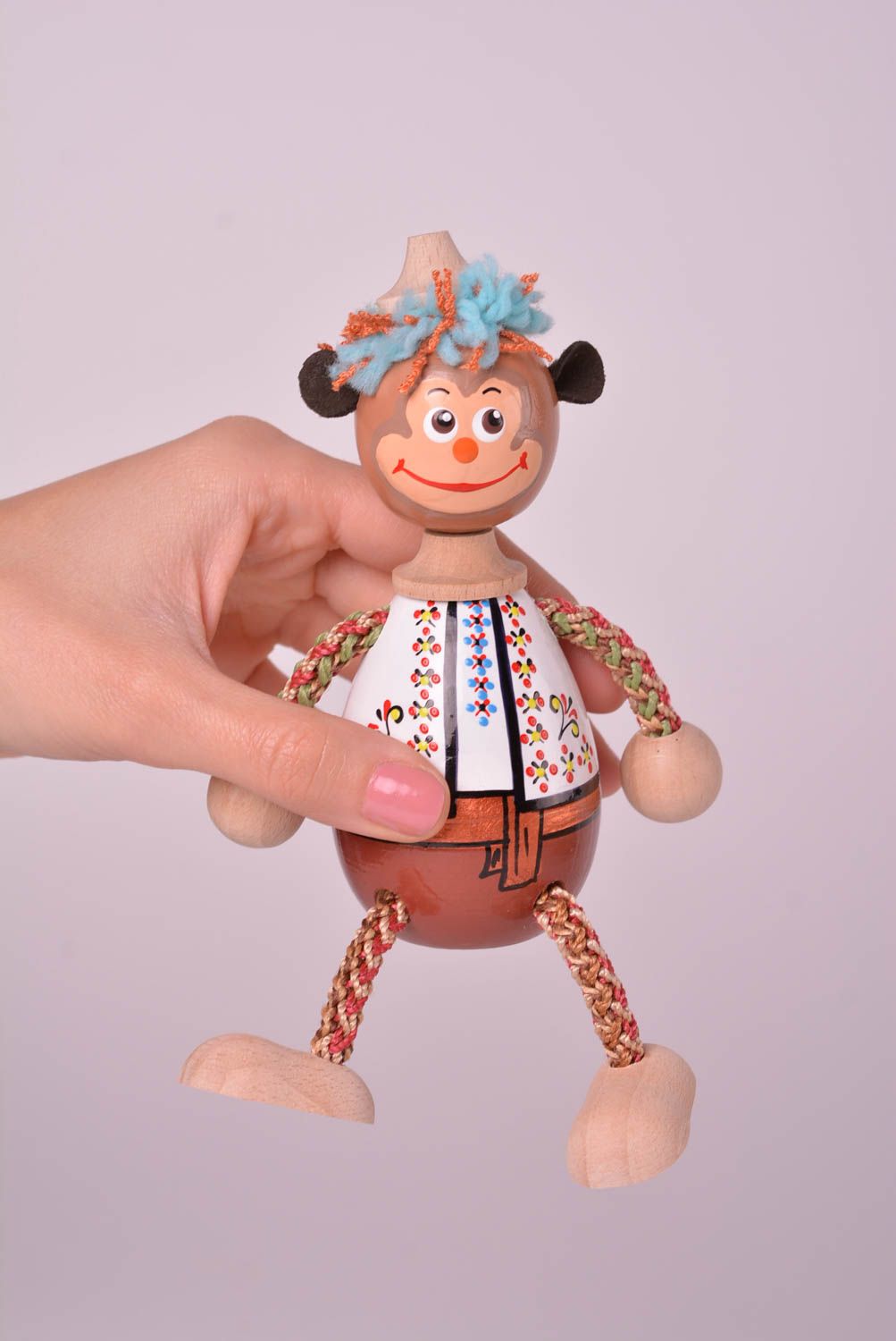 Juguete de madera natural artesanal mono de juguete regalo original para niño   foto 2