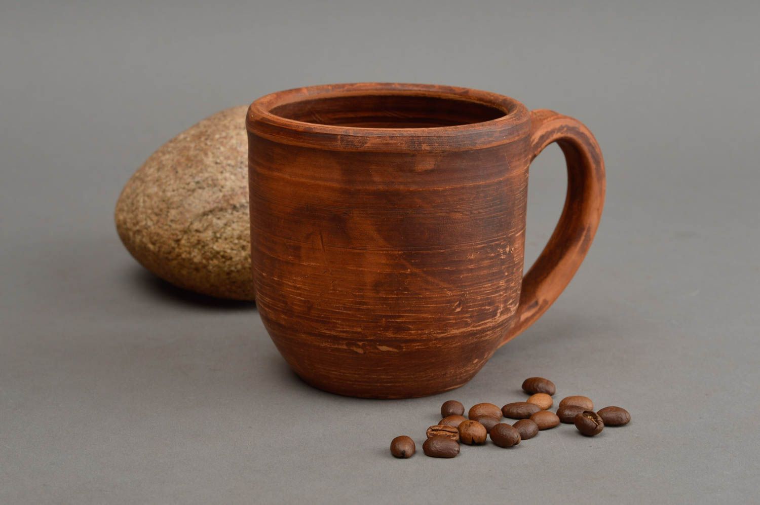 180 ml braune Tasse aus Ton handgetöpfert für Tee oder Kaffee Öko Geschirr grell foto 1