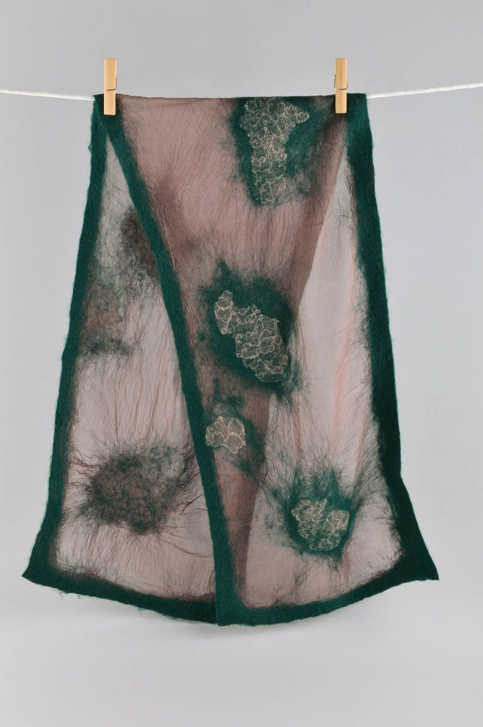 Bufanda de lana hecha a mano enfurtida inusual ropa de mujer regalo original foto 1