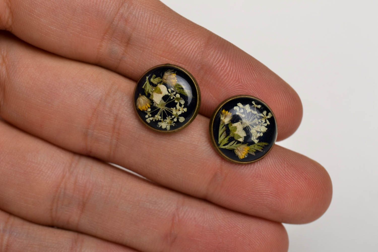 Handmade designer earrings unusual flower earrings epoxy resin jewelry photo 5