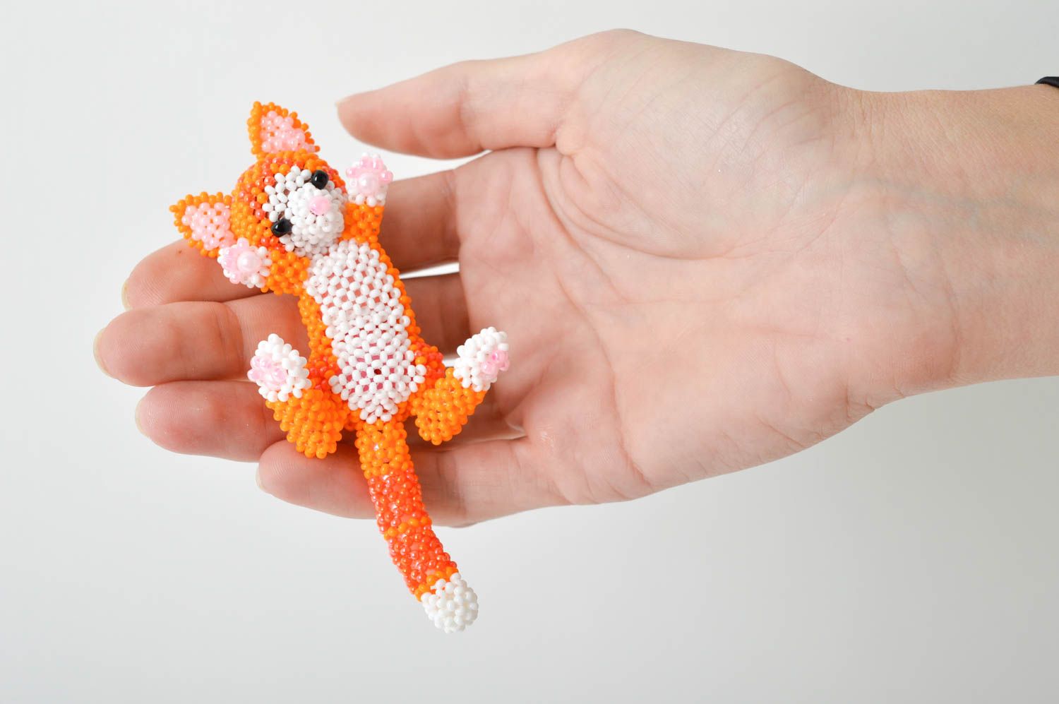 Deko Figur handmade Katze Spielzeug originelles Geschenk aus Glasperlen drollig foto 2