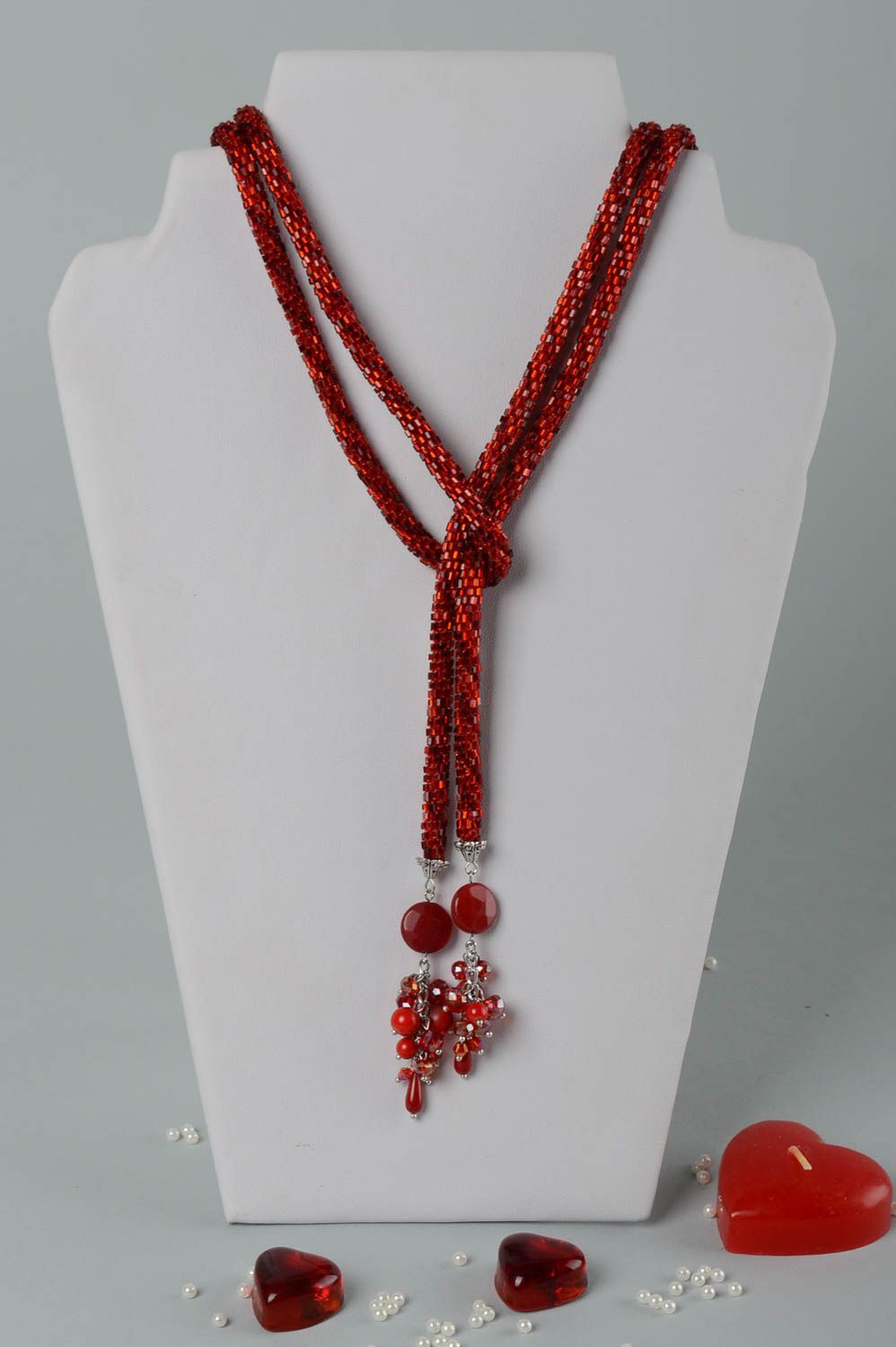 Collar de abalorios bisutería artesanal accesorio de mujer lariat rojo foto 1