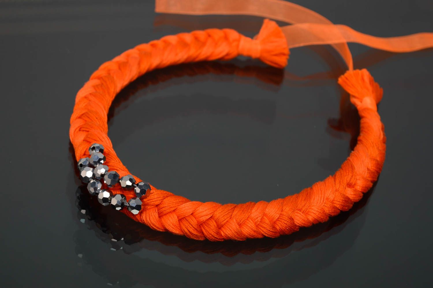 Collar artesanal de hilos mouline Orange foto 1