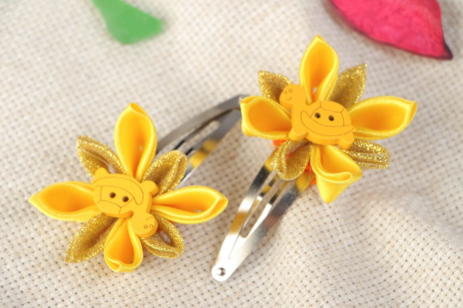 Set of handmade yellow satin ribbon flower hair clips 2 pieces Turtles photo 1
