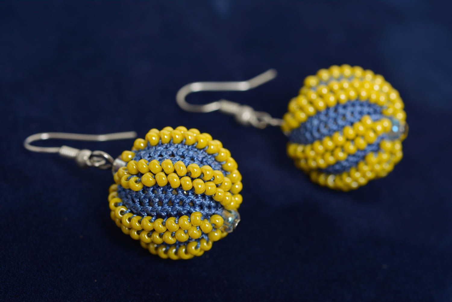 Handmade designer ball shaped dangling earrings woven of beads blue and yellow photo 3