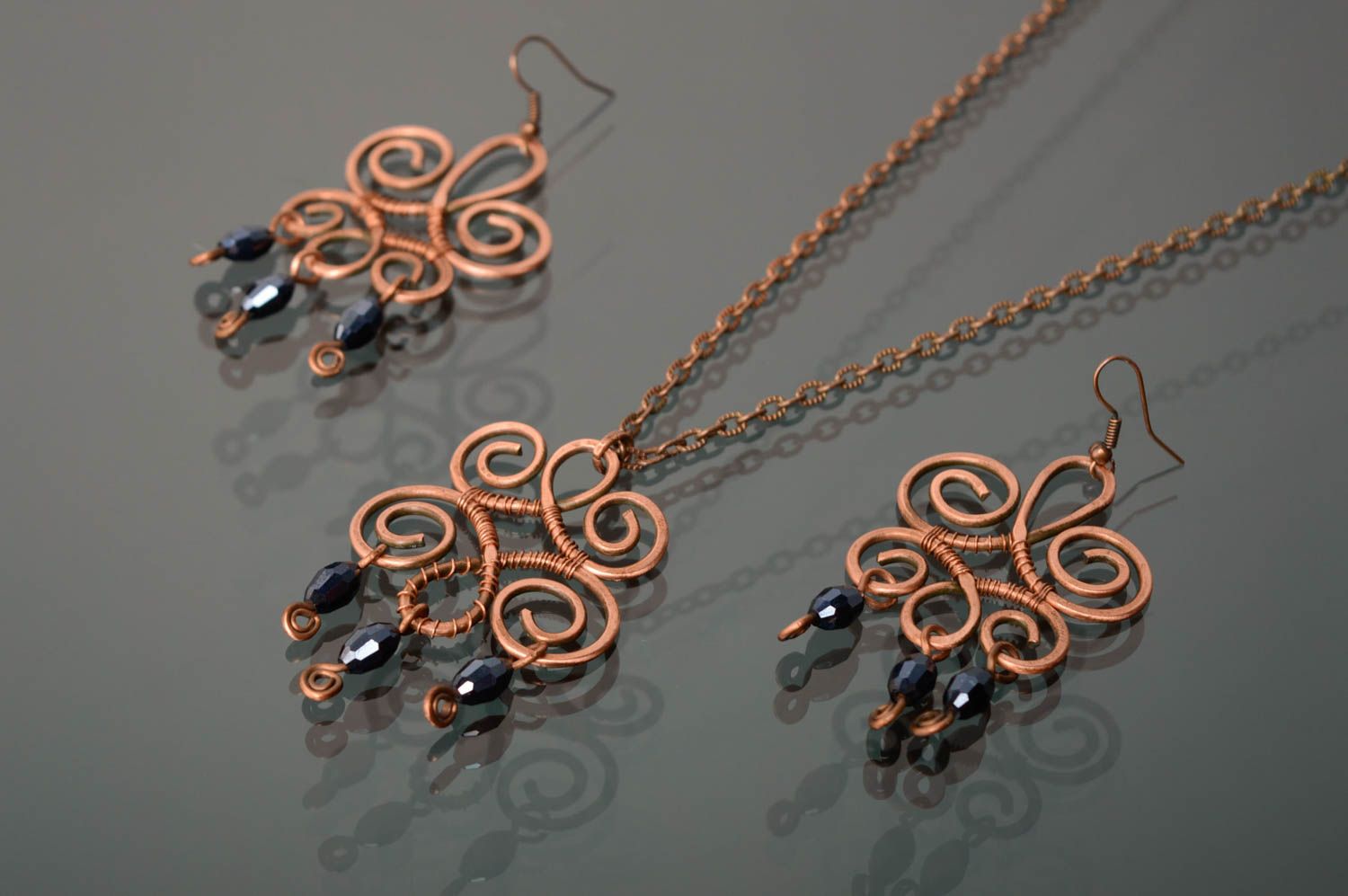 Set de adornos de cobre en técnica de alambrismo Leila foto 1