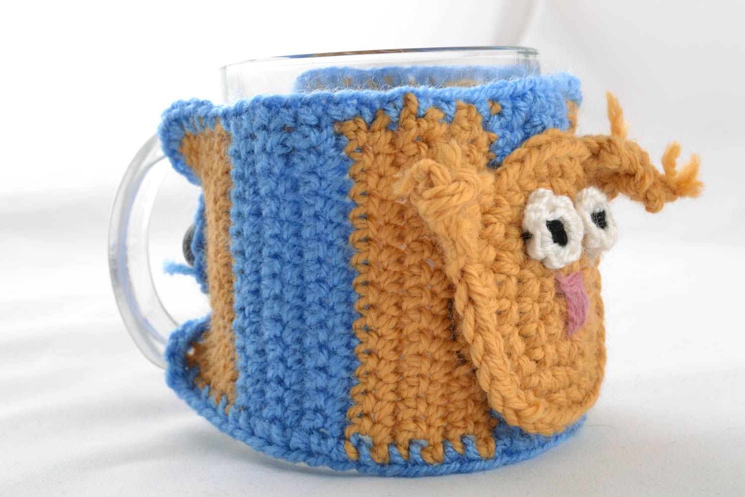 Cup with crochet cozy photo 2
