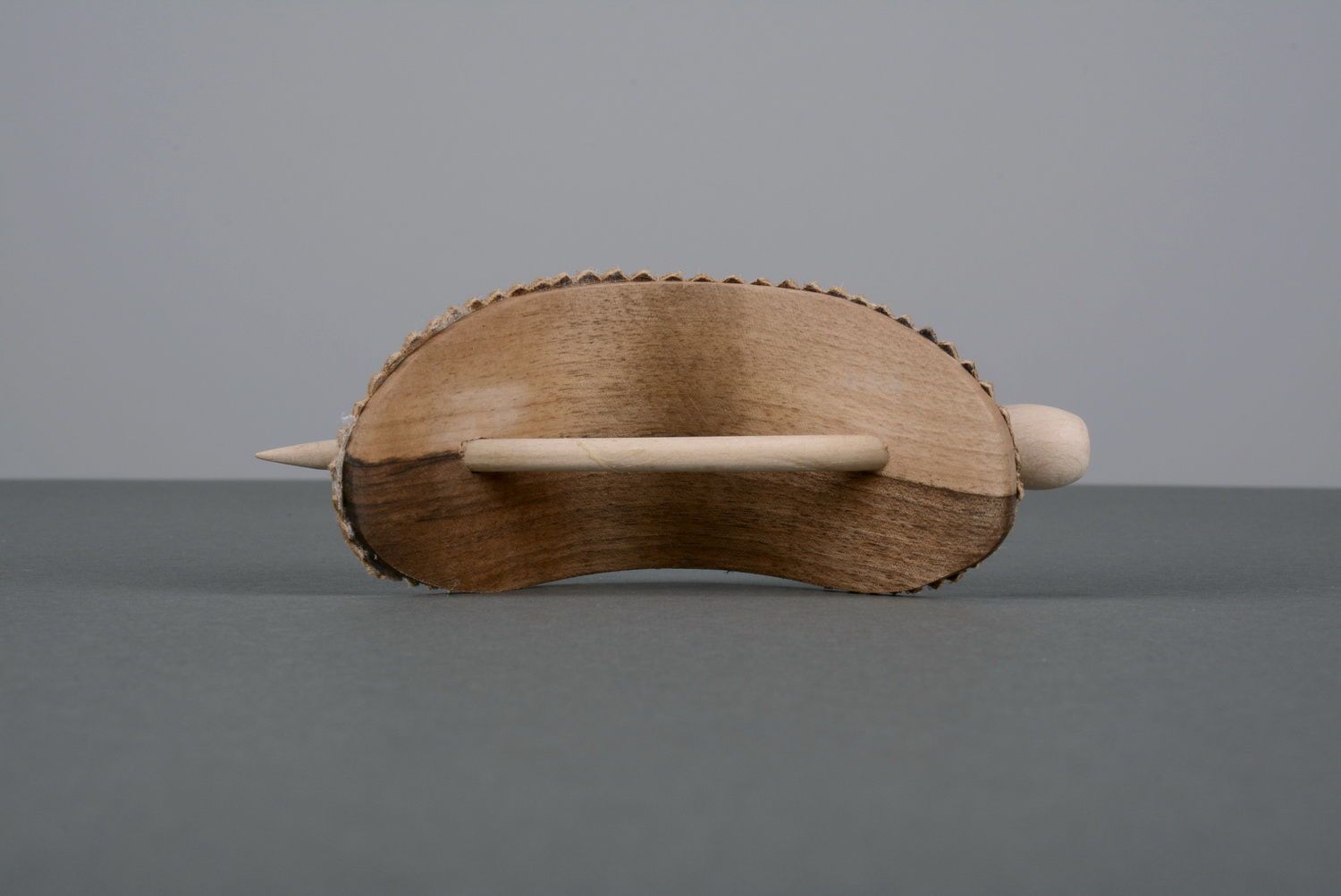 Hair clip, made of wood and leather  photo 2