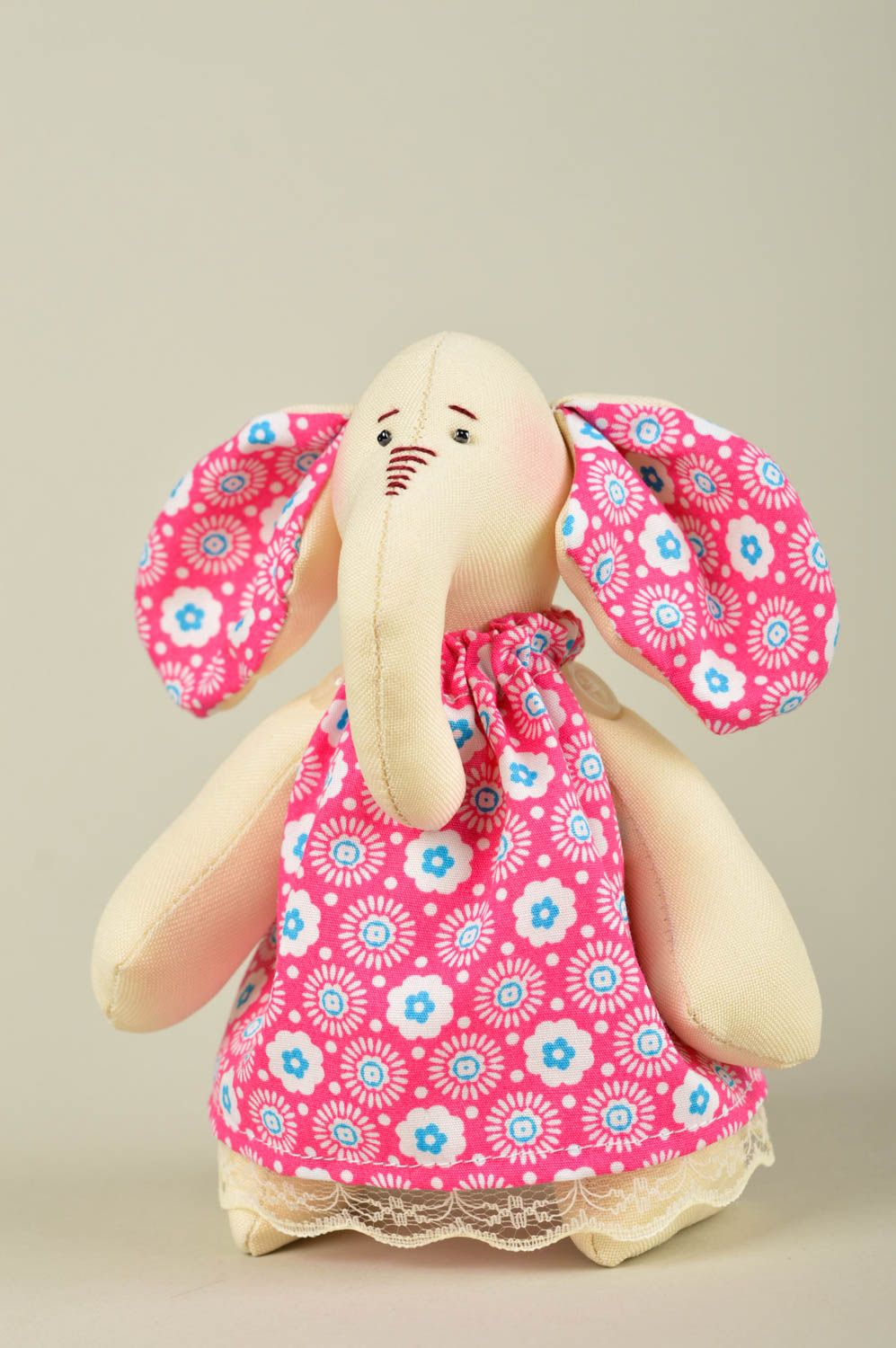 Jouet éléphant en robe Peluche faite main en coton décorative Cadeau pour enfant photo 1
