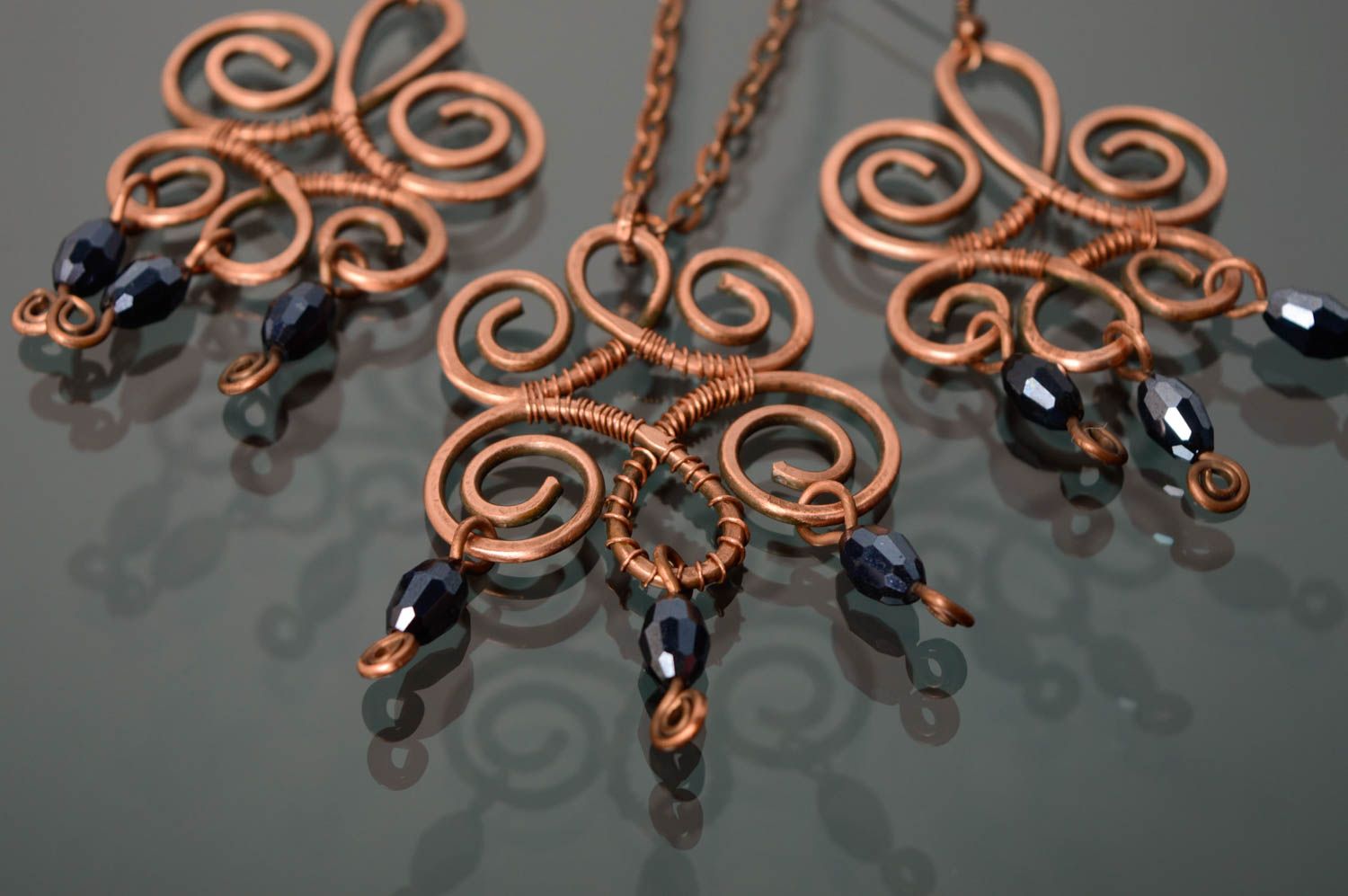Set de adornos de cobre en técnica de alambrismo Leila foto 5