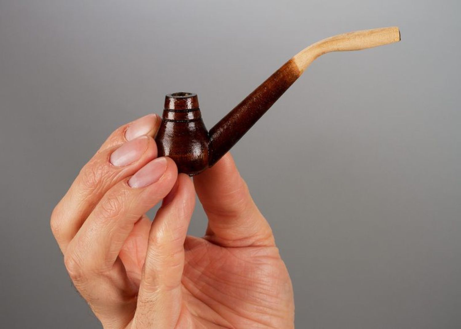 Handmade wooden smoking pipe photo 2