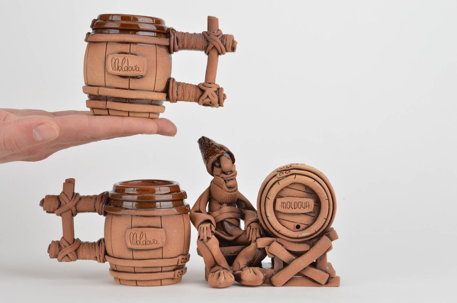 Figura de arcilla y dos tazas artesanales originales juego de regalo cerámico foto 3