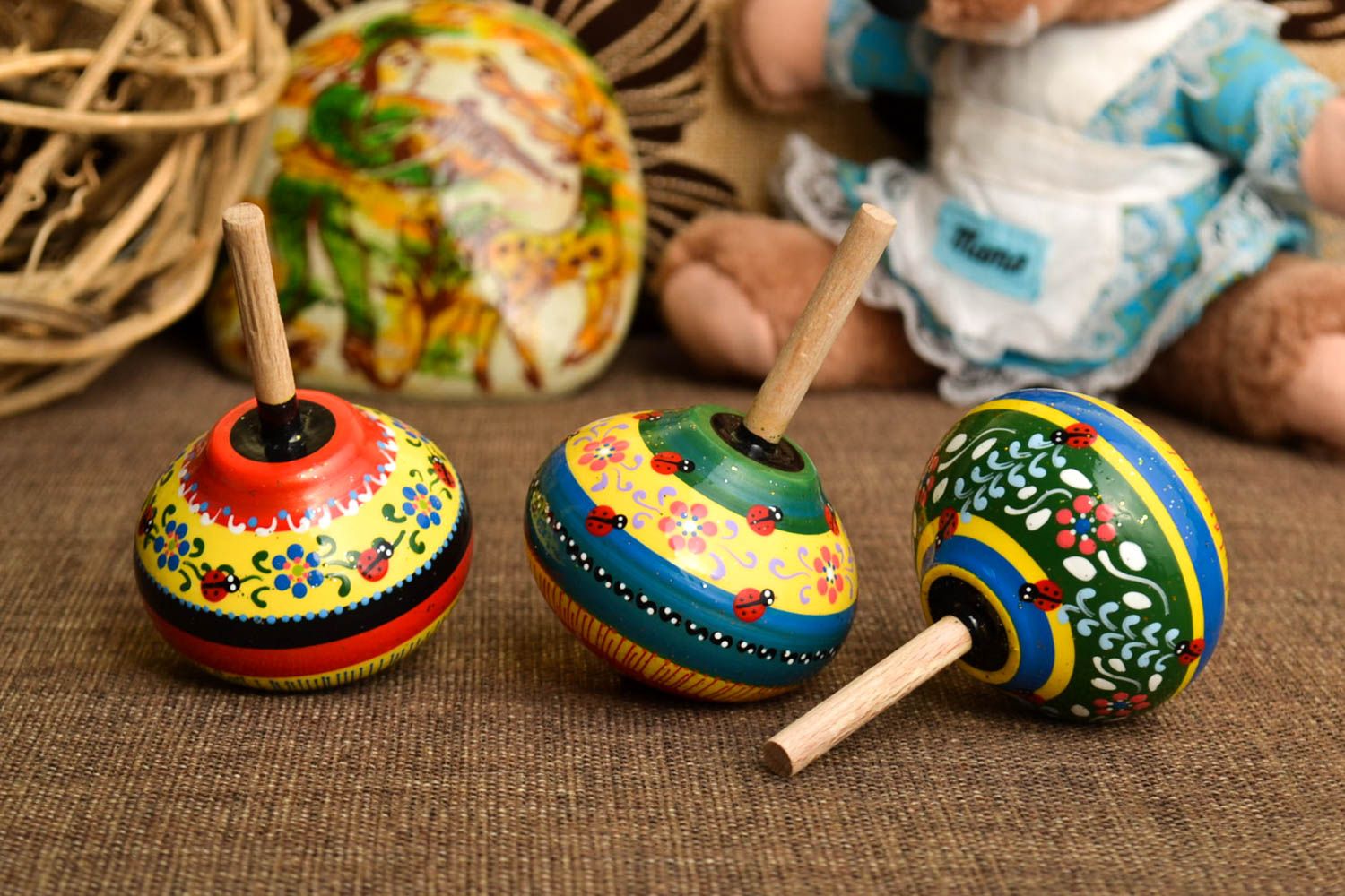 Trompos de madera artesanales regalo personalizado juguetes para niños foto 1